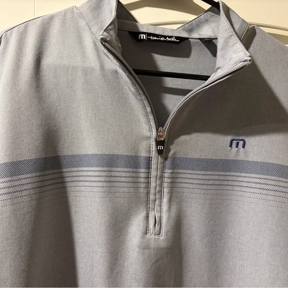 Gray Quarter-Zip Pullover - image 2